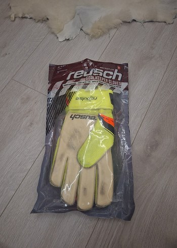 Beden sarı Renk Reusch Kaleci Eldiveni