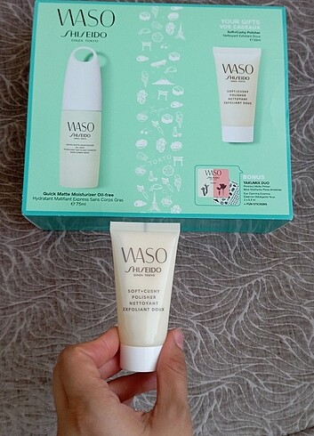 Shiseido Waso Soft Cushy Polisher 