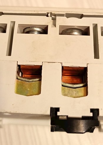 63A 30mA 3 Faz + Nötr Kaçak Akım Rölesi - Görsel 3