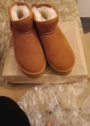 Ugg 38