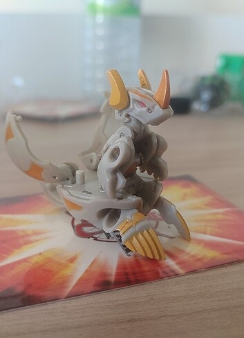 Bakugan Haos Helix Dragonoid 