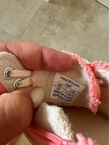 23 Beden kırmızı Renk Zara ayakkabı