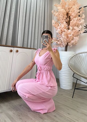 Diğer Pembe Keten Mini Pilili Kadın Tulum