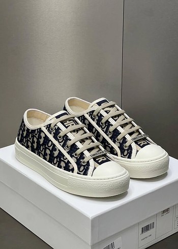 Christian Dior