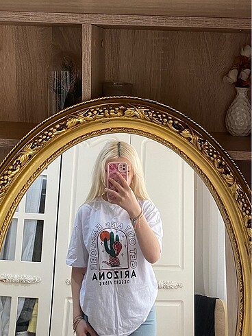 Beyaz tshirt