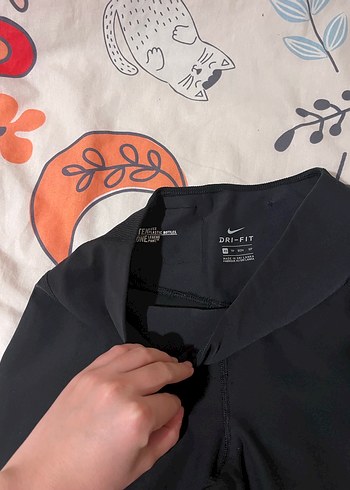 Siyah Baskılı Spor Tayt - Görsel 3