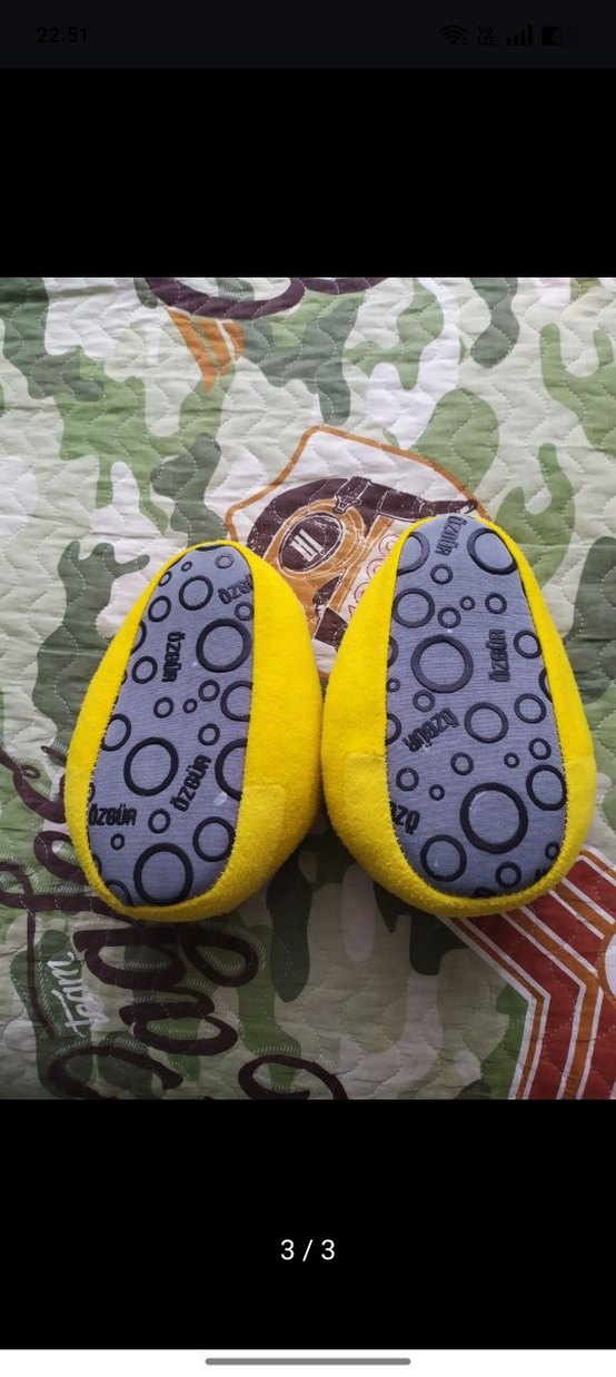 Kızlar için Sarı Emoji Desenli Sıcak Terlik - Görsel 3