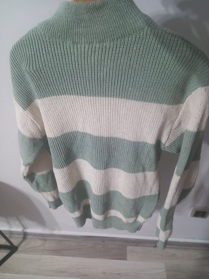 Yarım Fermuarlı Gri Çizgili Triko Kazak - Görsel 2