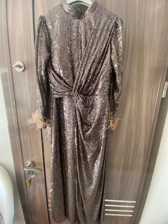 42 beden pul payetli abiye elbise - Görsel 2