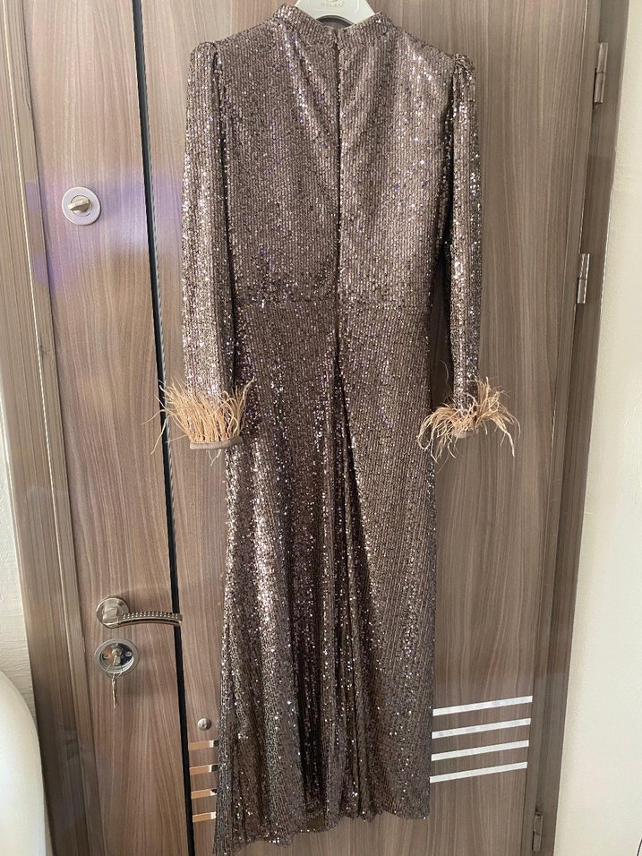 42 beden pul payetli abiye elbise - Görsel 5