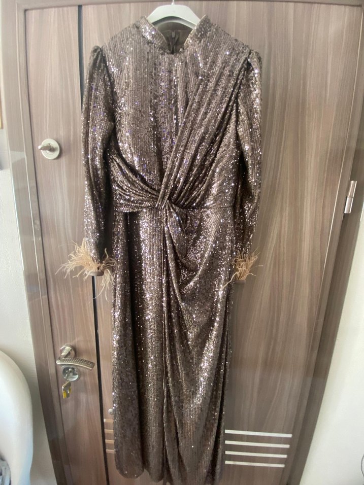 42 beden pul payetli abiye elbise - Görsel 4