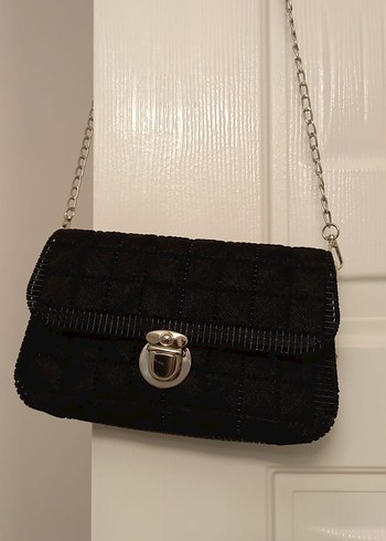 Siyah Nakışlı Kemerli Gotik Kadın Çanta - Görsel 2