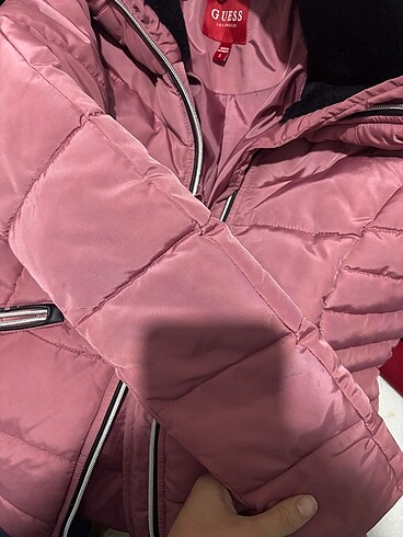 s Beden Guess pembe kaban