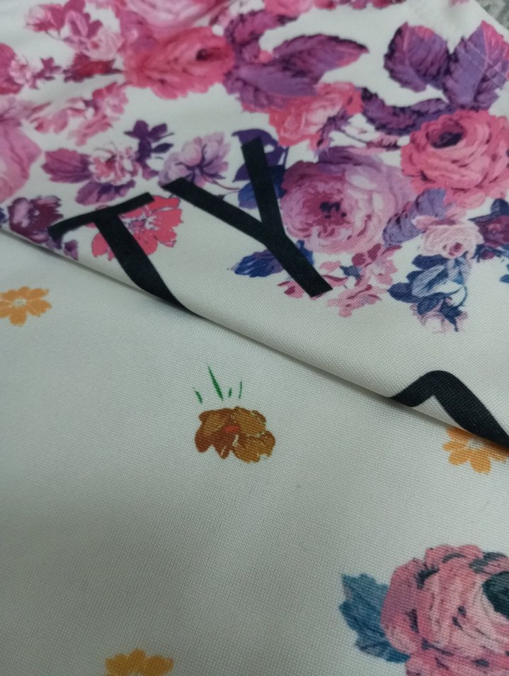 Renkli Baskılı Kız Tişörtü - Görsel 2