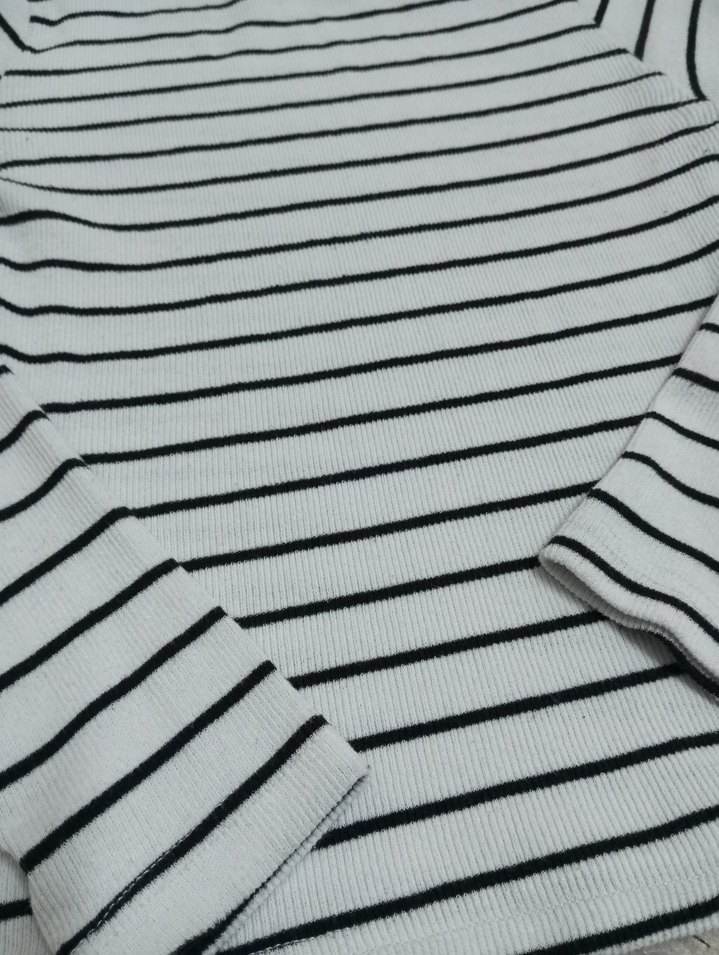 Çizgili Boğazlı Triko Kadın Kazak - Görsel 3