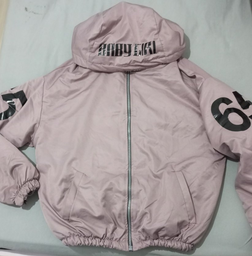 Kapüşonlu Fermuarlı Kadın Ceket - Görsel 4