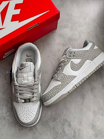 NİKE DUNK LOW ÖZEL SERİ