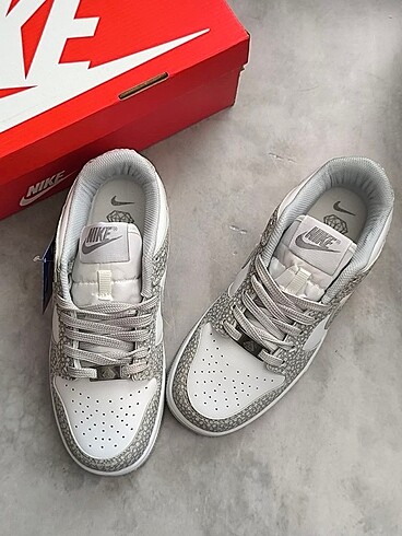 Nike NİKE DUNK LOW ÖZEL SERİ
