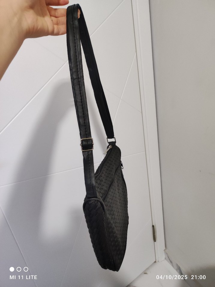 Siyah Yılan Desenli Deri Kadın Omuz Çantası - Görsel 4