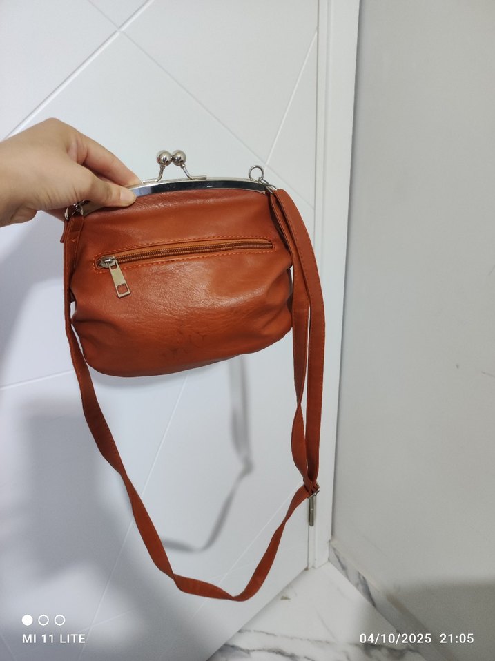 Çiçek Detaylı Renkli Deri Kadın Çanta - Görsel 3