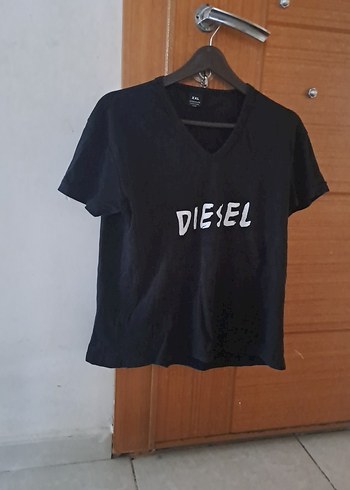 Koton Siyah V Yakalı Kısa Kollu Denim Tişört