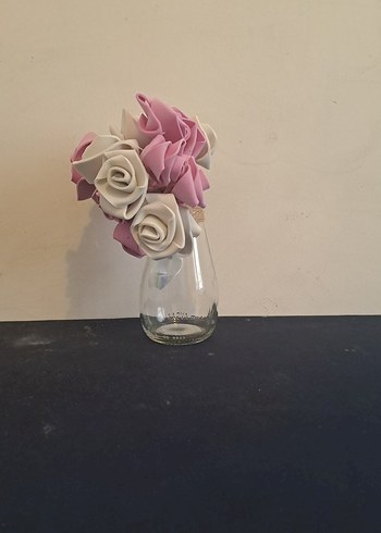 Ikea pastel pembe beyaz yapay güller cam Bohem vazosu ile birlikte