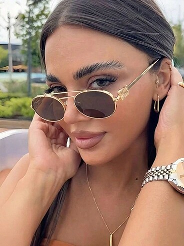 Miu Miu Miu Miu Sap Detaylı Güneş Gözlüğü