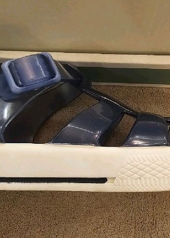 22 Beden Igor Erkek Çocuk Lacivert Tokalı Terlik
