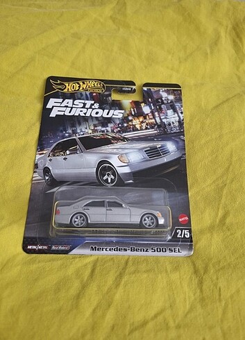 Hotwheels premium Mercedes Benz 500 SEL