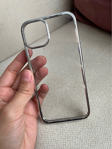 Hafif Kusurlu İPhone 13 Telefon Kılıfı