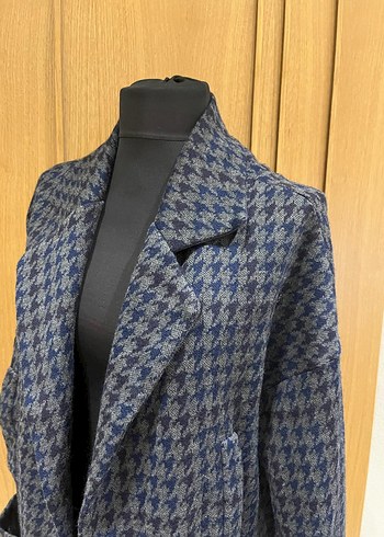 Düğmeli Midi Boy Kaban - Görsel 2