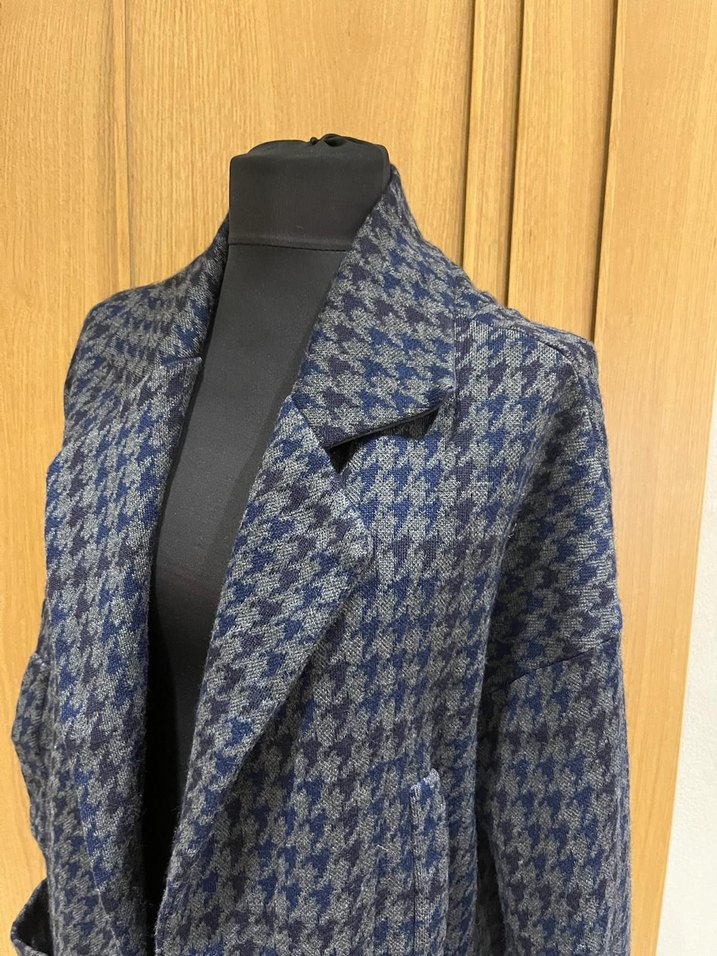 Düğmeli Midi Boy Kaban - Görsel 2