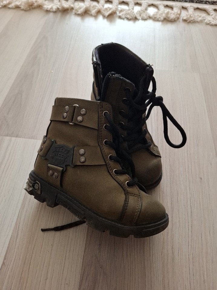 çocuk kaban ve bot kombini - Görsel 5