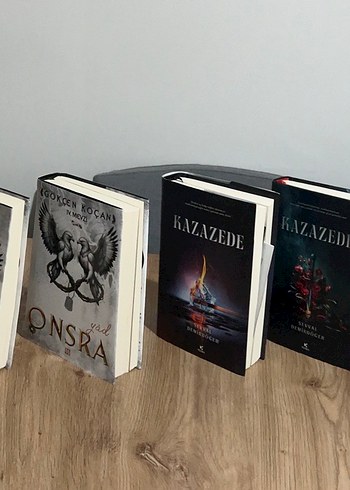 Beden Renk WATTPAD KİTAPLARI