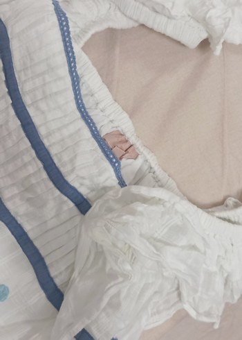 Nakışlı Beyaz Pamuklu  Elbise - Görsel 3