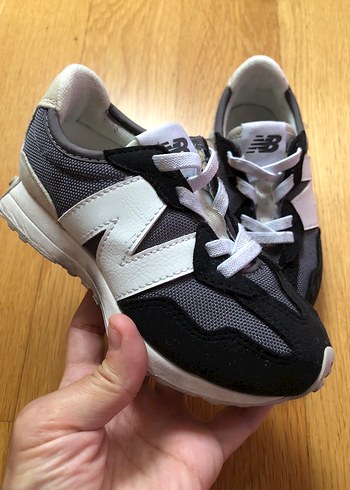 New Balance 28