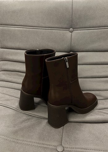 36 Beden kahverengi Renk Bershka Kahverengi Deri Platform Topuklu Kadın Bot