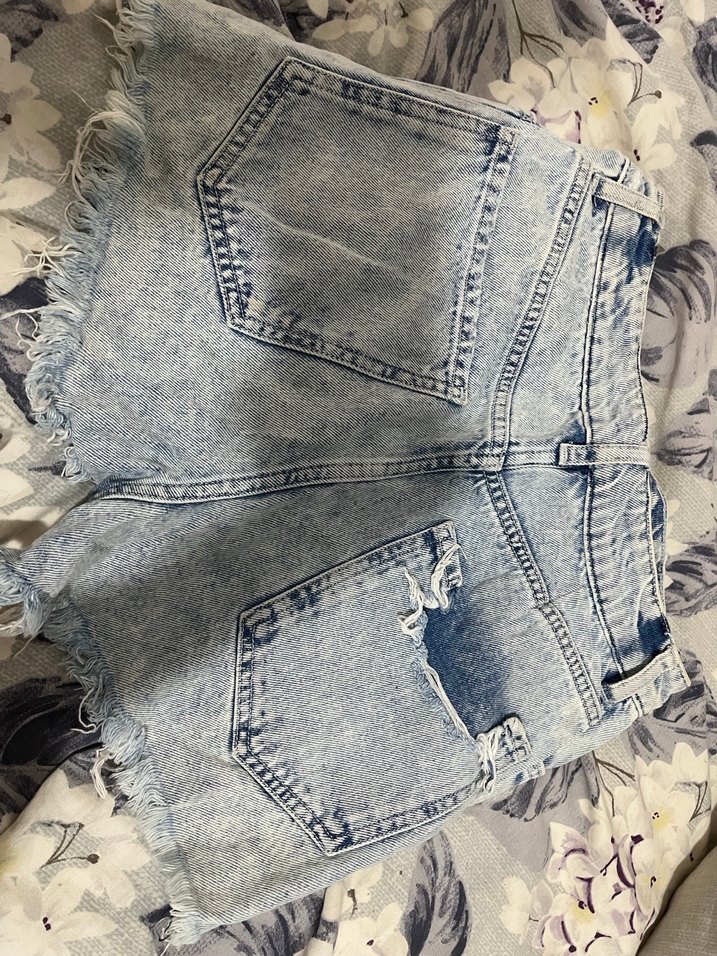 Mini Denim Şort - Görsel 3