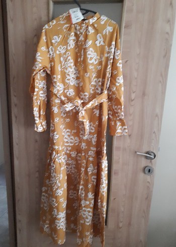 LCW sıfır etiketli Sarı Büzgülü Bohem Uzun Elbise - Görsel 2