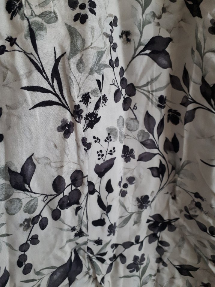 LCW sıfır etiketli Gri Desenli V Yaka Uzun Kollu Bluz - Görsel 5