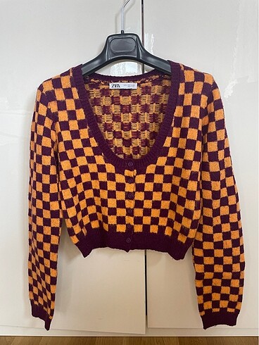 Zara Düğmeli Crop Hırka