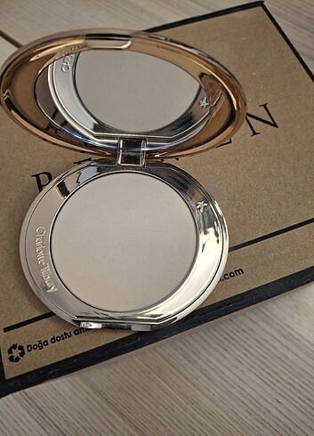 Charlotte Tilbury Airbrush Finish Powder (Renk 1 FAIR)