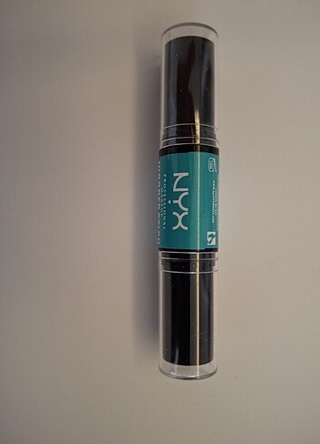 NYX- WONDERSTICK Renk: UNİVERSAL LIGHT