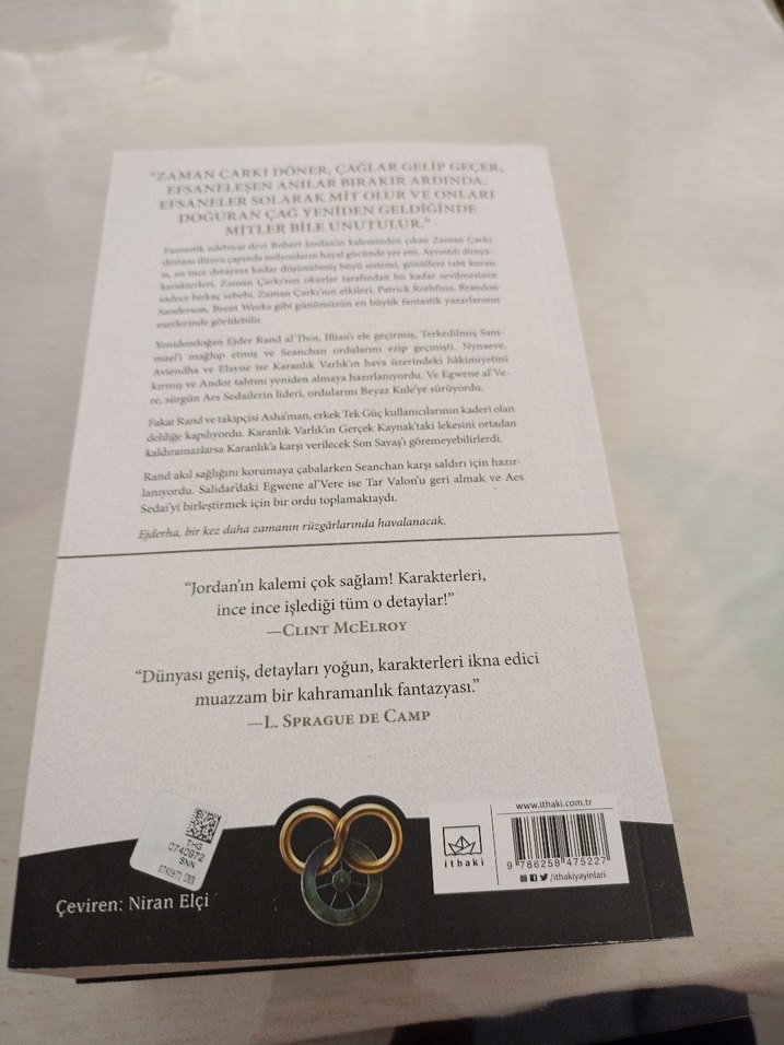 Fırtına Toplanıyor - Robert Jordan & Brandon Sanderson - Görsel 2