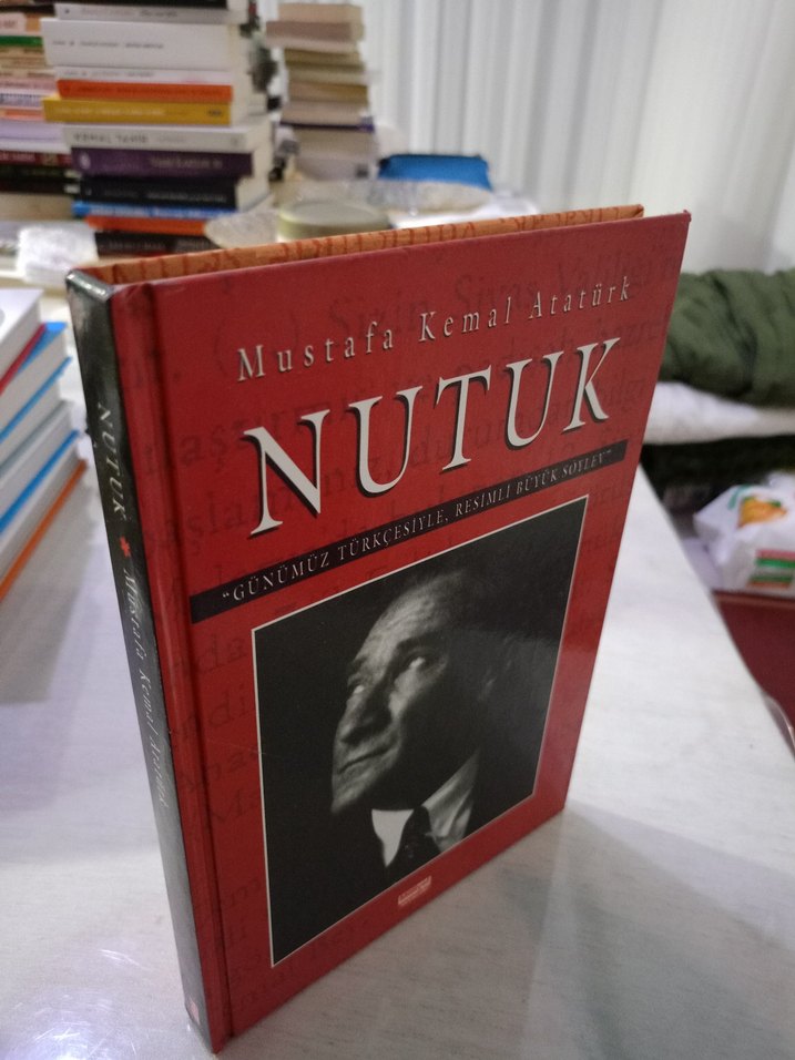 Mustafa Kemal Atatürk - Nutuk Tarih Kitabı - Görsel 2