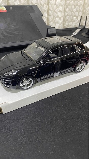 Beden Diecast Porsche Maçan Turbo