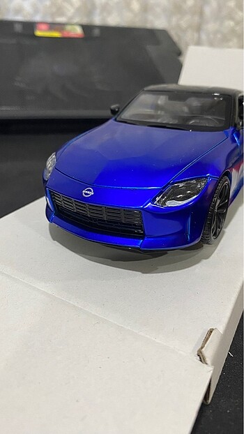 Nissan Z Diecast Metal Model