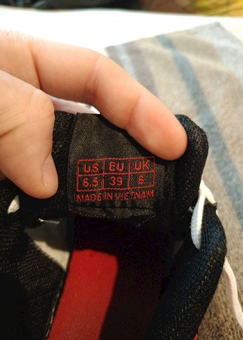 39 Beden beyaz Renk orjinal nike
