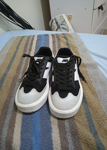 37 Beden orjinal new Balance ayakkabı
