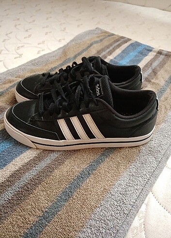 Orjinal adidas